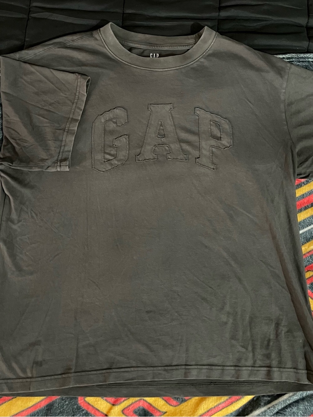 GAP Men's Boxy Tee Charcoal Embroidered Logo size medium